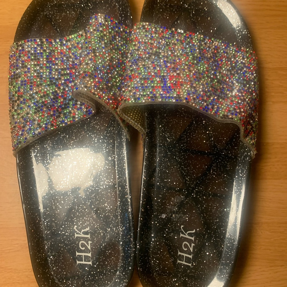 H2K Blinged Out Size 9 Sandals
